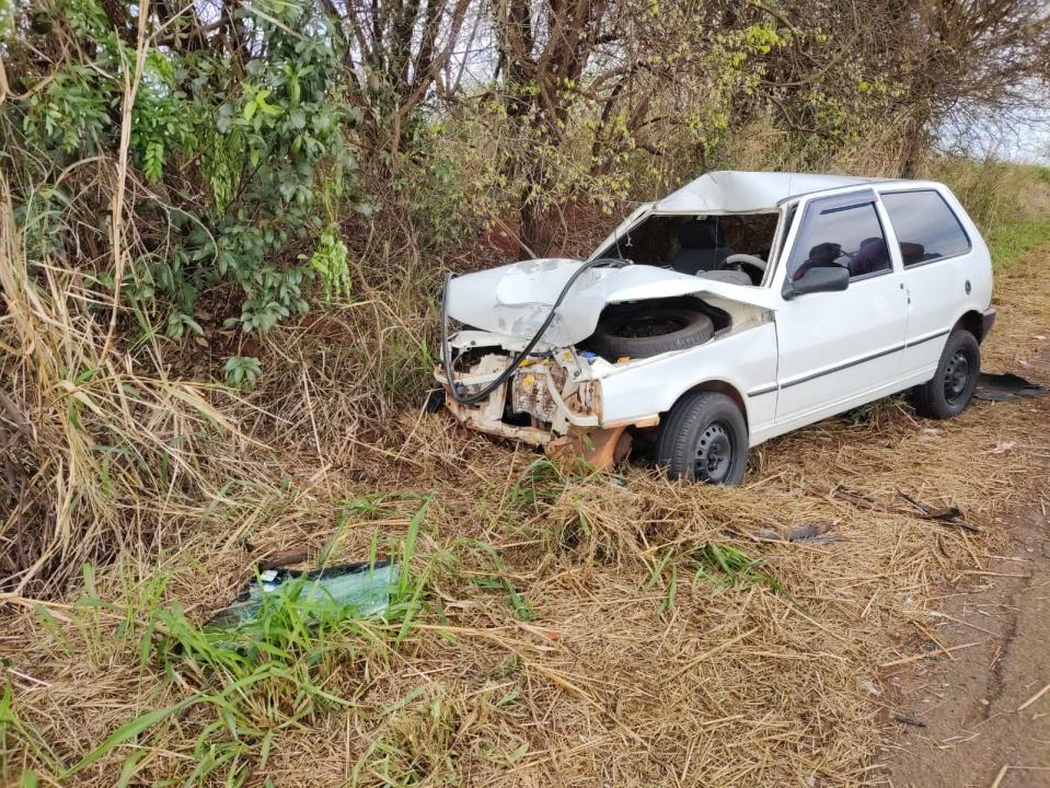 Foto 4 de 6 — ​Funcionário da Embraer morre em grave acidente entre carro e moto